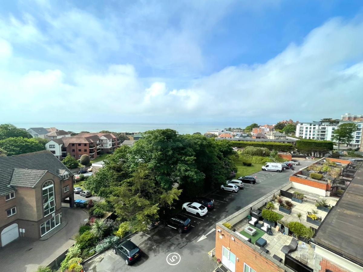 Sea View Family Stay By Beach Gym & Parking ボーンマス エクステリア 写真