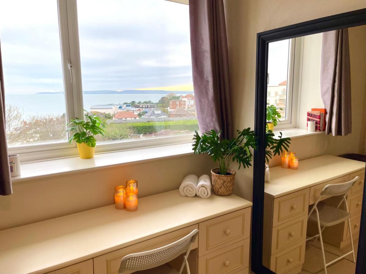 Sea View Family Stay By Beach Gym & Parking ボーンマス エクステリア 写真